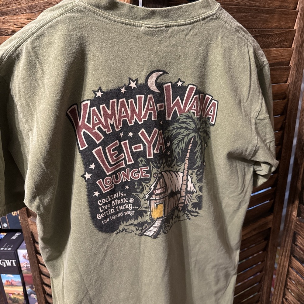 Crazy Shirts M hemp dyed tshirt